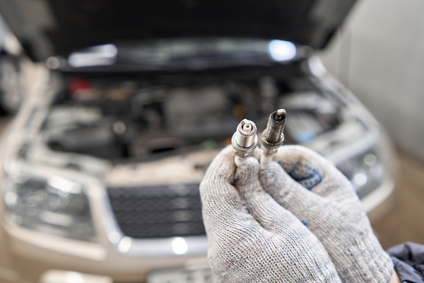 What are the Symptoms of Bad or Failing Spark Plugs?